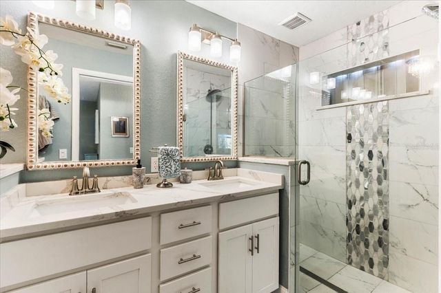 286 LAUREL HOLLOW DRIVE, Nokomis, FL 34275