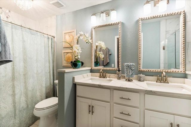 286 LAUREL HOLLOW DRIVE, Nokomis, FL 34275