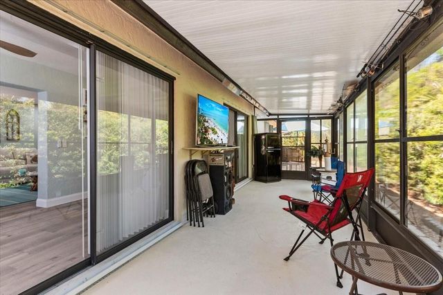 286 LAUREL HOLLOW DRIVE, Nokomis, FL 34275