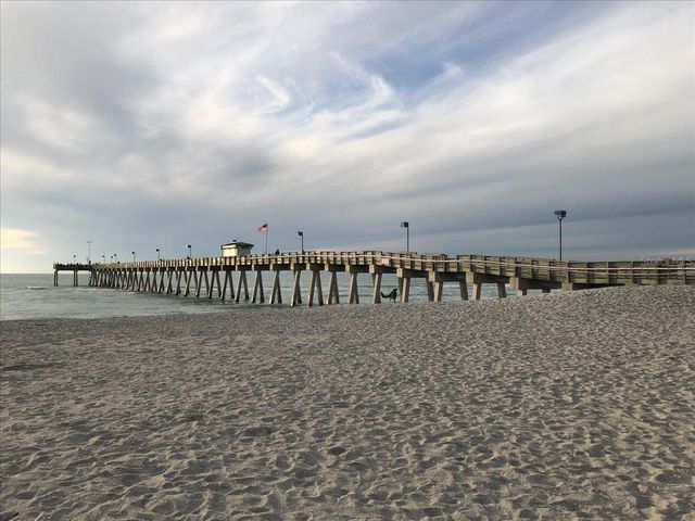 286 LAUREL HOLLOW DRIVE, Nokomis, FL 34275