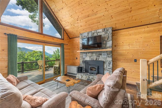 171 Jade Drive, Clyde, NC 28721