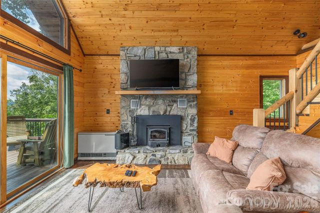 171 Jade Drive, Clyde, NC 28721