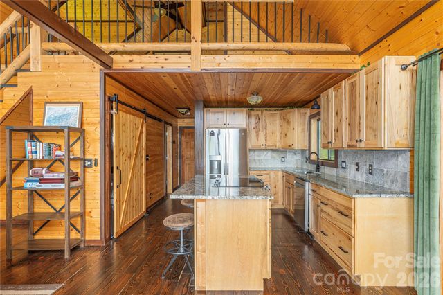 171 Jade Drive, Clyde, NC 28721