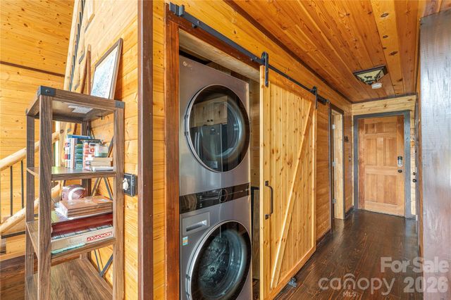 171 Jade Drive, Clyde, NC 28721