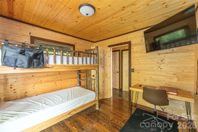 171 Jade Drive, Clyde, NC 28721