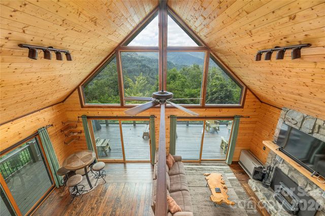 171 Jade Drive, Clyde, NC 28721