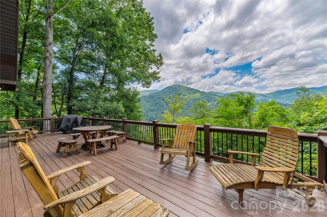 171 Jade Drive, Clyde, NC 28721