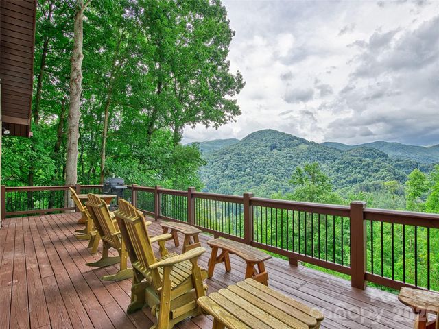 171 Jade Drive, Clyde, NC 28721