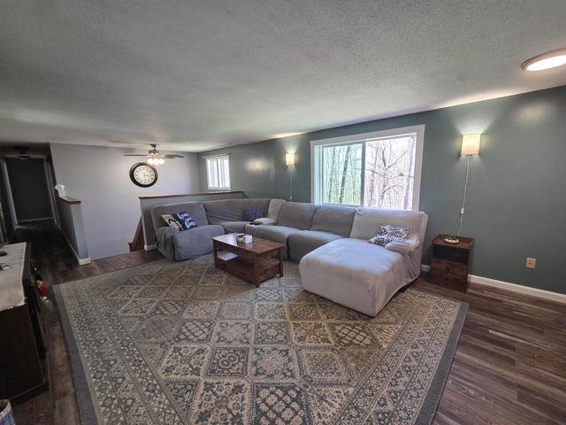36 Grafton Pond Road, Enfield, NH 03748