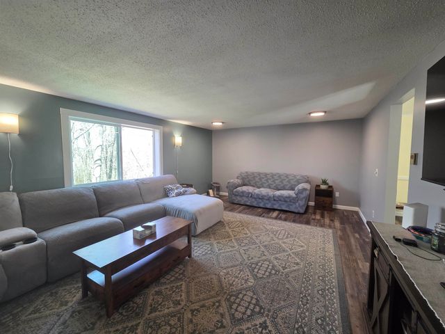 36 Grafton Pond Road, Enfield, NH 03748