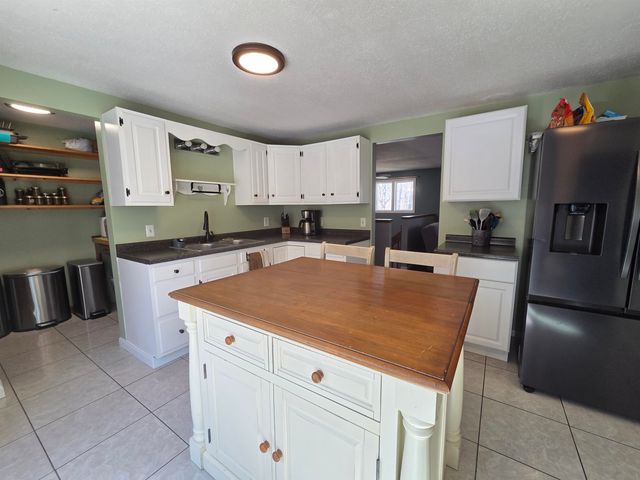 36 Grafton Pond Road, Enfield, NH 03748
