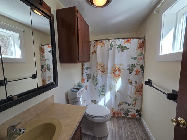 36 Grafton Pond Road, Enfield, NH 03748