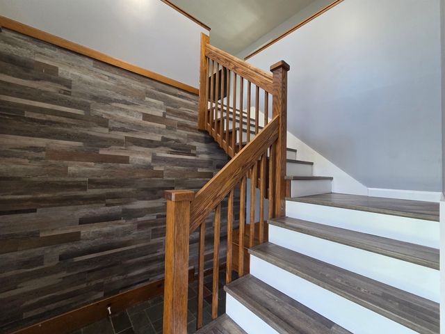 36 Grafton Pond Road, Enfield, NH 03748
