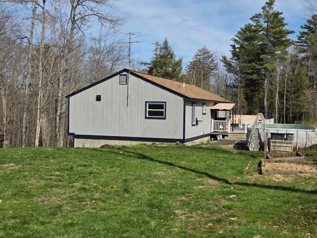 36 Grafton Pond Road, Enfield, NH 03748