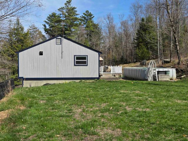 36 Grafton Pond Road, Enfield, NH 03748