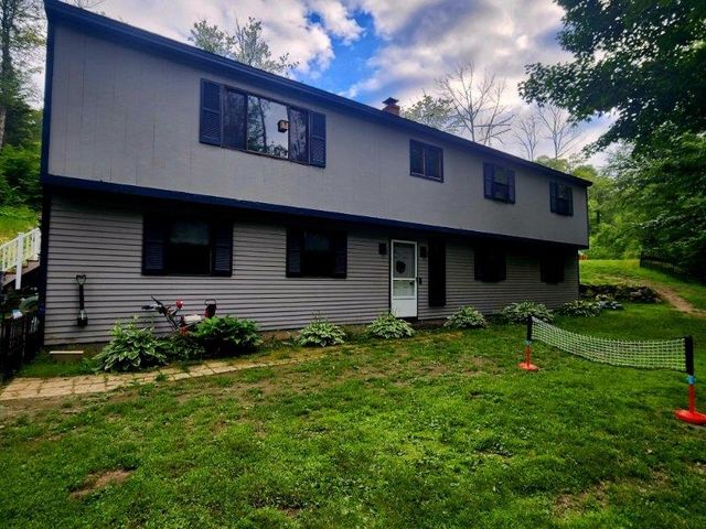 36 Grafton Pond Road, Enfield, NH 03748