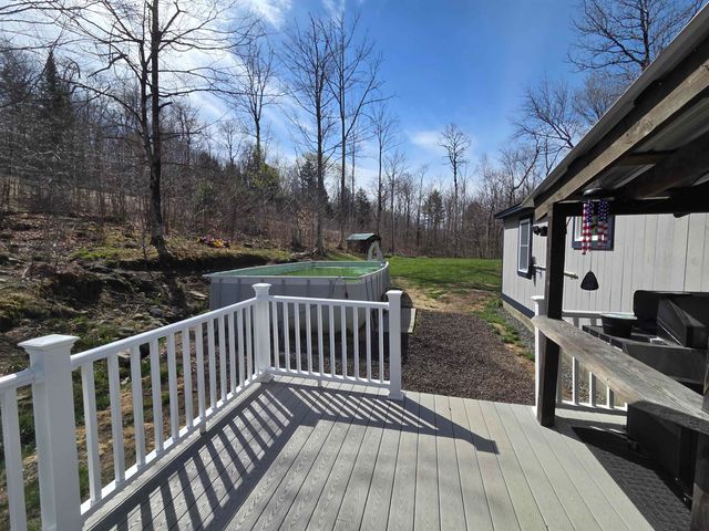 36 Grafton Pond Road, Enfield, NH 03748