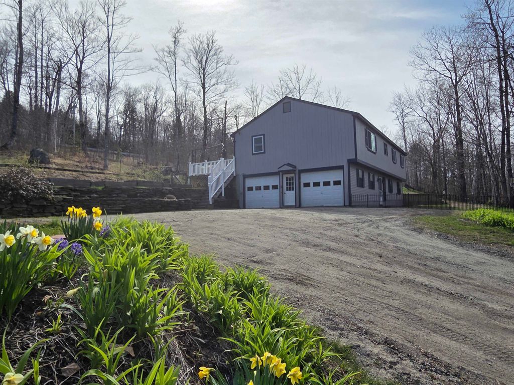 36 Grafton Pond Road, Enfield, NH 03748