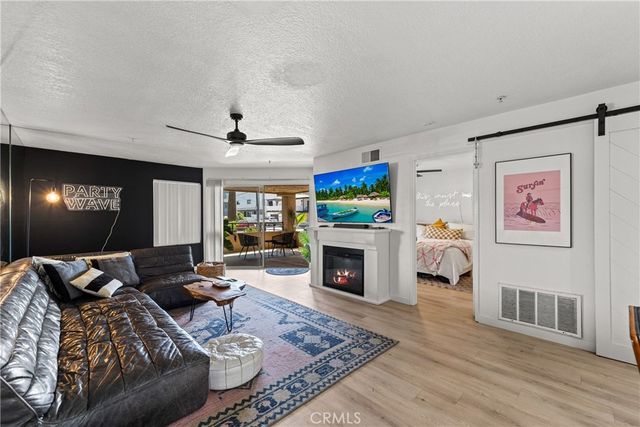 1200 Pacific Coast 106, Huntington Beach, CA 92648