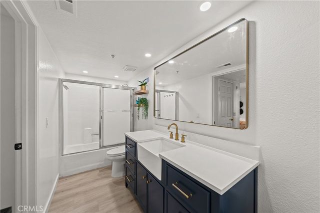 1200 Pacific Coast 106, Huntington Beach, CA 92648