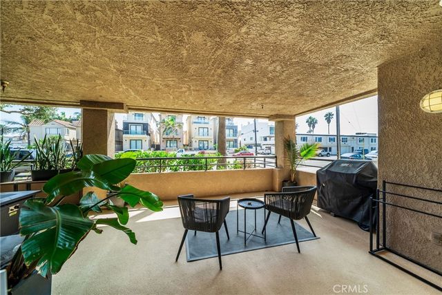 1200 Pacific Coast 106, Huntington Beach, CA 92648