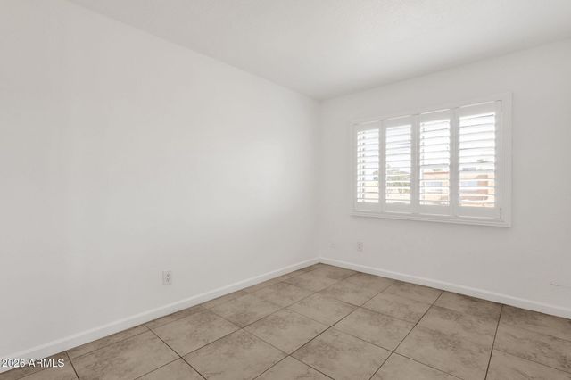 4615 E JONES Avenue, Phoenix, AZ 85040