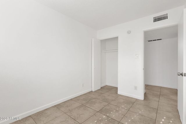 4615 E JONES Avenue, Phoenix, AZ 85040