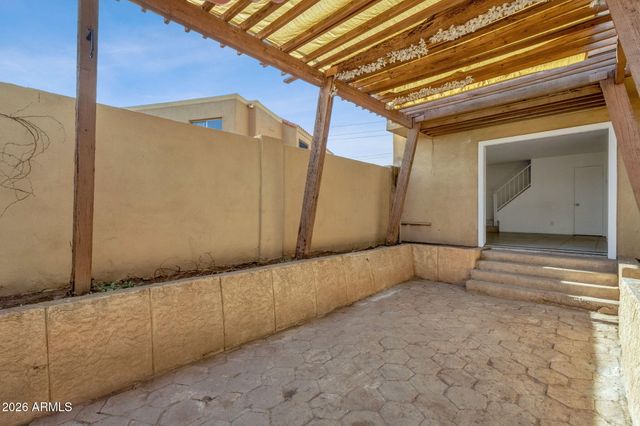 4615 E JONES Avenue, Phoenix, AZ 85040