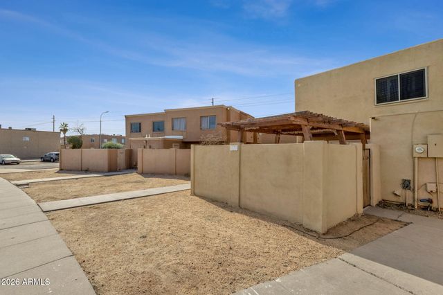 4615 E JONES Avenue, Phoenix, AZ 85040