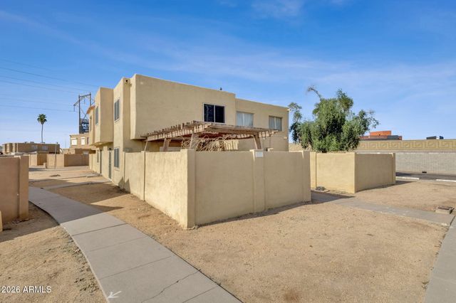 4615 E JONES Avenue, Phoenix, AZ 85040