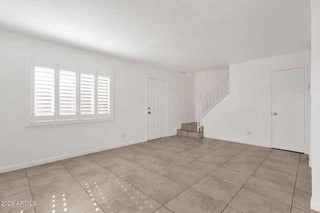 4615 E JONES Avenue, Phoenix, AZ 85040