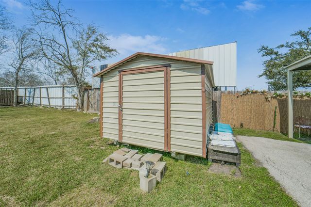 8622 Easthaven Boulevard, Houston, TX 77075