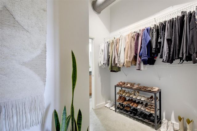 2124 E 6th ST E 205, Austin, TX 78702