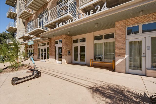 2124 E 6th ST E 205, Austin, TX 78702