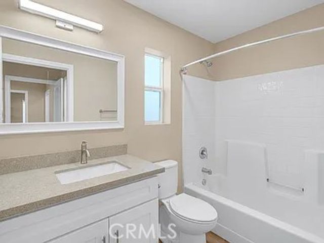 1111 ST N Mulberry, Compton, CA 90222