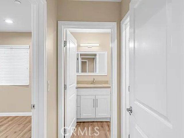 1111 ST N Mulberry, Compton, CA 90222