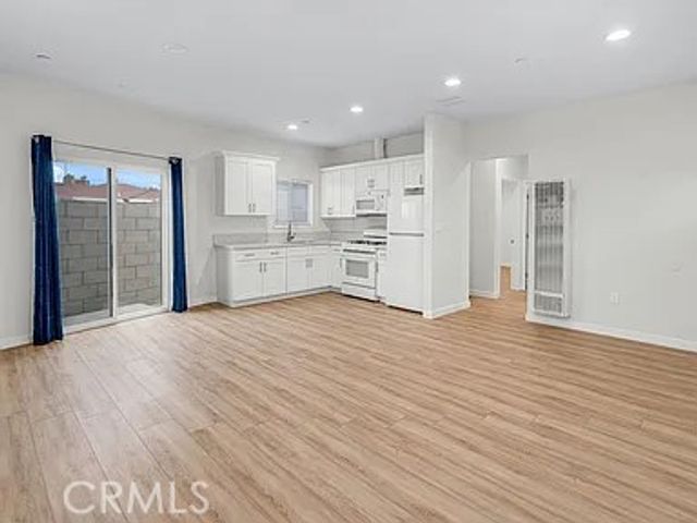 ST N Mulberry, Compton, CA 90222