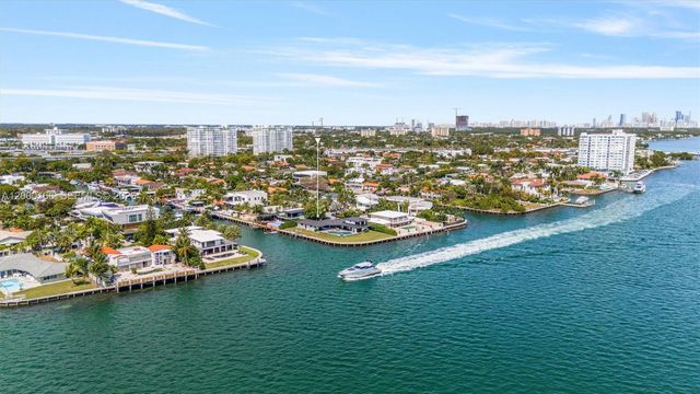 1982 NE 119th Rd, North Miami, FL 33181