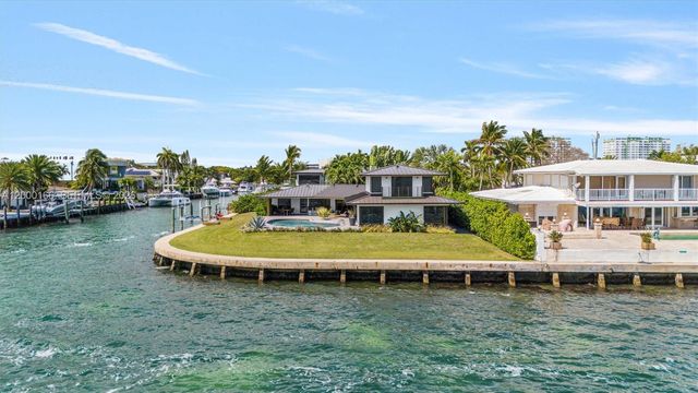 1982 NE 119th Rd, North Miami, FL 33181