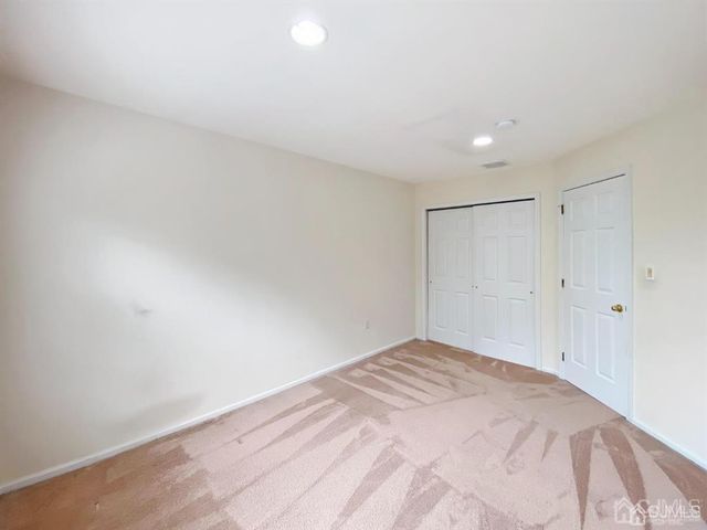 48 Berkshire Way, East Brunswick, NJ 08816