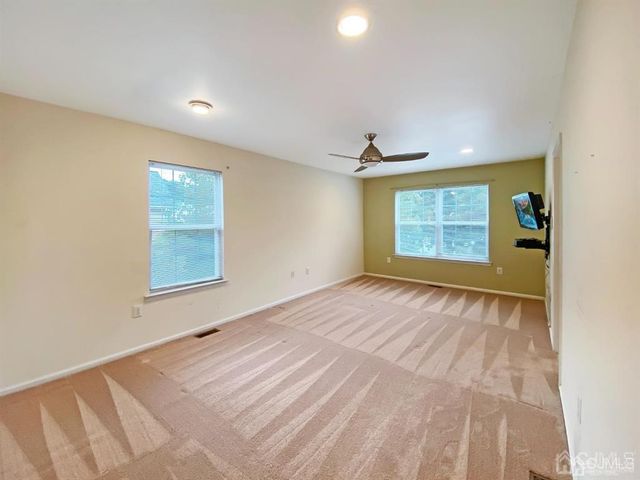 48 Berkshire Way, East Brunswick, NJ 08816