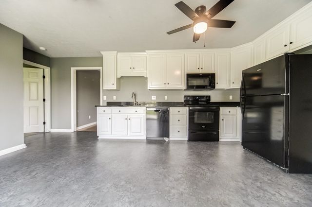 177 Hedgeway Ct, Gallatin, TN 37066