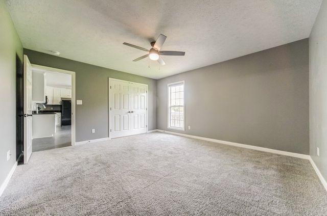 177 Hedgeway Ct, Gallatin, TN 37066