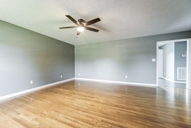 177 Hedgeway Ct, Gallatin, TN 37066