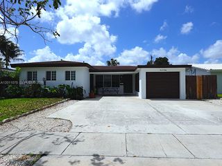 730 N 73rd Avenue, Hollywood, FL 33024