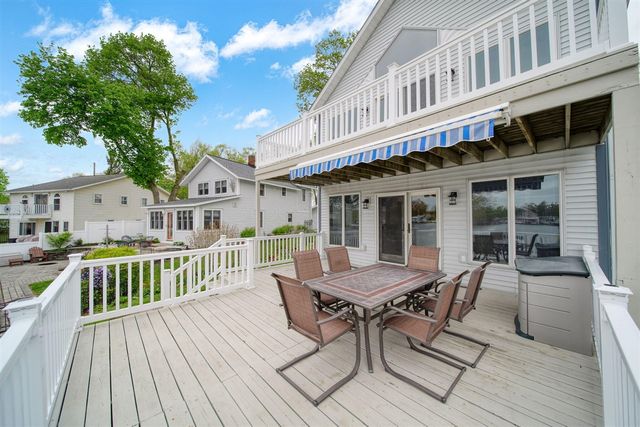 217 N Lakeside Drive, Michigan Center, MI 49254