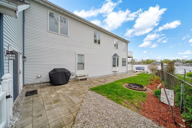 217 N Lakeside Drive, Michigan Center, MI 49254