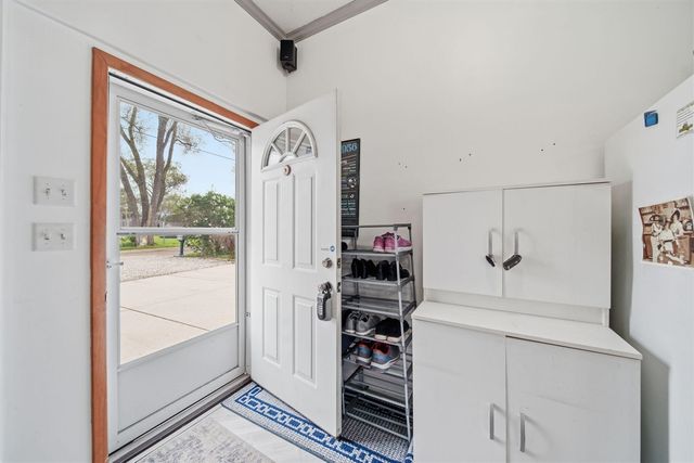 217 N Lakeside Drive, Michigan Center, MI 49254