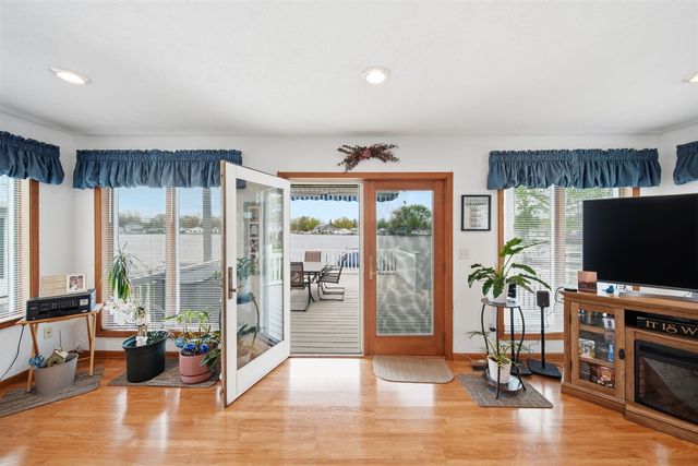 217 N Lakeside Drive, Michigan Center, MI 49254