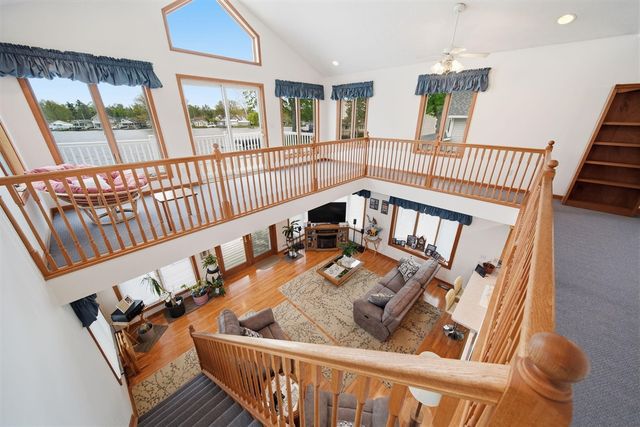 217 N Lakeside Drive, Michigan Center, MI 49254